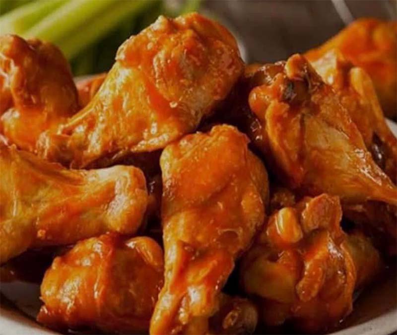 Buffalo Wings at Blū Restaurant